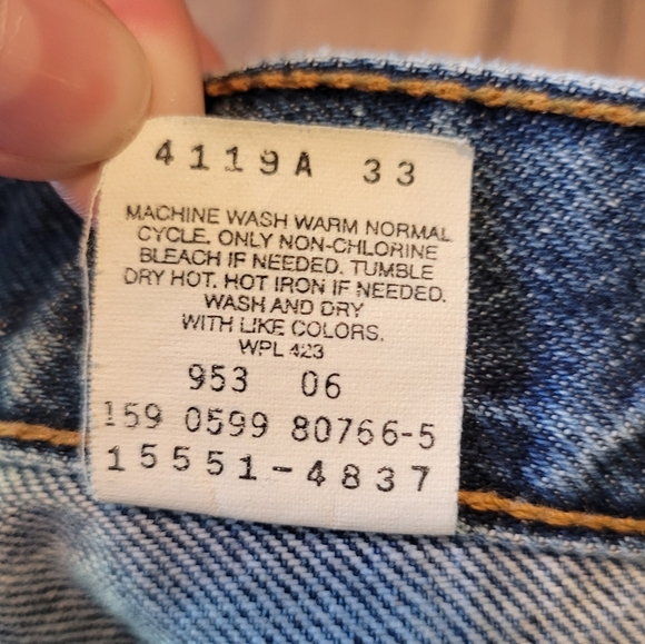 Vintage 1999 Levi's 550 Relaxed Fit Tapered Leg Jeans - Picture 6 of 9